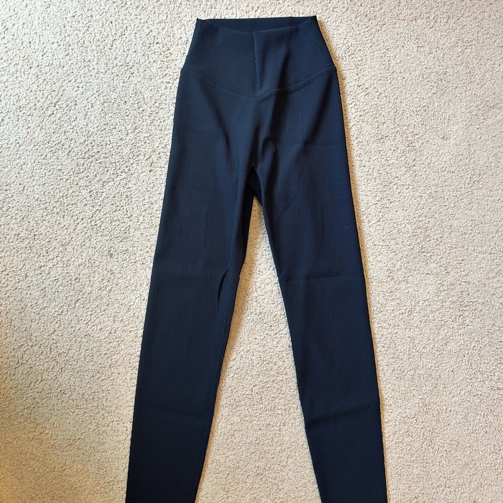 Buffbunny material girl ribbed legging